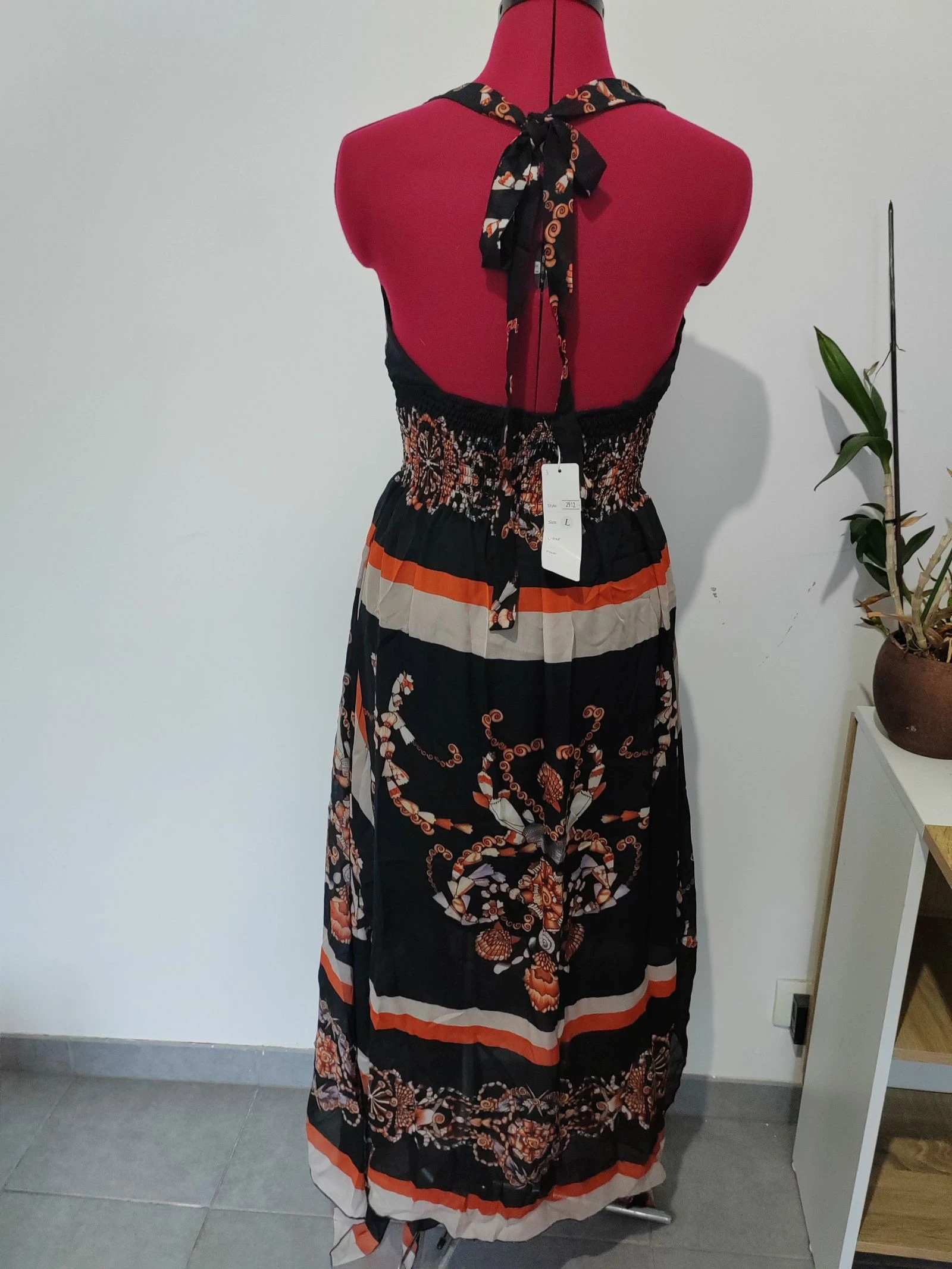 Robe assimétrica de cetim – photo 4